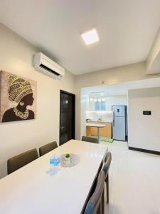 Mactan Newtown Condo by EJB