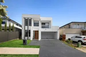 Your Home Away from Home 4BR Escape - Schofields