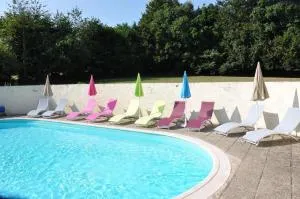 Les 3 Gîtes De Kerlividic - Saint-Caradec-Trégomel