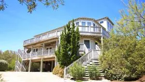 SA180, Siren Song- Oceanside, Screened Porch, 100 ft to Beach Access - Sanderling