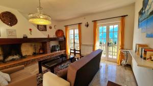 Country House Casa Marisa Garden and Lake view By Garda Domus Mea