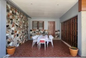 Coliving At 393 Entire House - Lobogan