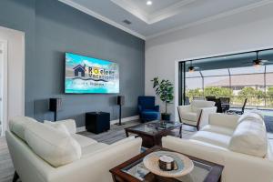 BRAND NEW - Heated Pool & Modern Upgrades! - Villa Moonlight Breeze - Roelens Vacations