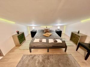 King House & Garden with AC and FREE PARKING POSSIBILITY