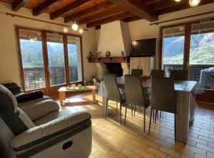 Maisons de vacances Chalet 1 lalanne : photos des chambres