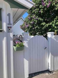 Idyllisk lite anneks med enestående uteplass