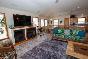 Oceanside, Private Pool, Hot Tub, Pool Table, WC814, Inkys Spot