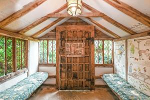 Hell Fyre 1594 by inspirestays-com