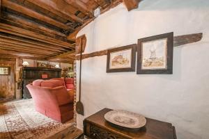 Hell Fyre 1594 by inspirestays-com