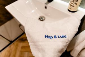 Hop & Lulu Premium Apartments