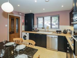 Bow Cottage