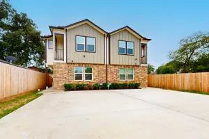 Heart of Houston, Unit A - Pierce Junction