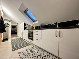 Apartment Andro,Trnje, private garage