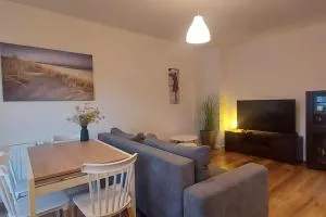 Uroczy apartament parking gratis Pogórze obok Gdynia - Dobki