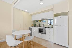 Sunny and bright apartment- Self Catering