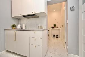 Rental Apartments Aleja Niepodległości