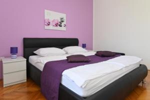 Family-friendly apartments with swimming pool Opatija - 7916