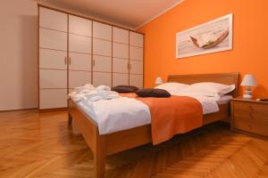 Family-friendly apartments with swimming pool Opatija - 7916