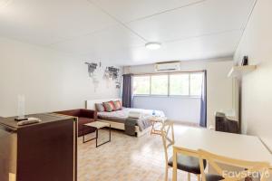 Popular Condo C5 IMPACT