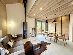 Bel appartement 4 pièces près du village, parking inclus - FR-1-560-115