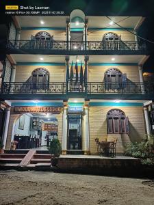 Unique Hotel and Lodge - Pleasure of Homely Stay -