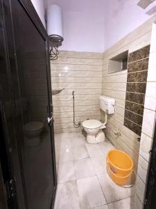 Giridhar Villa , Home away from home