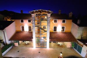 Residenze LUncinaia Holiday House