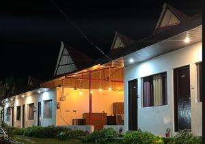 Haut Monde Kings Paradise Resort