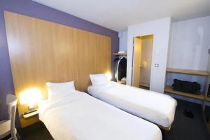 Hotels Kyriad Direct Poitiers - Gare du Futuroscope : photos des chambres