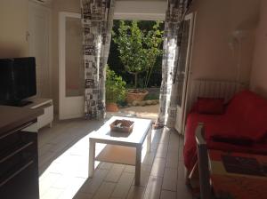 Rez de Villa Pébrier