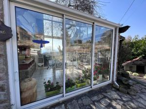 Maisons de vacances Grande maison en pierre a la campagne, belle vue : photos des chambres