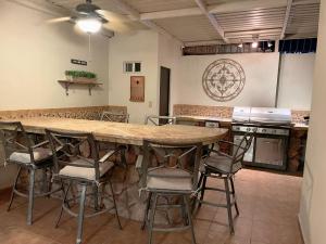 Casa Bonita cerca de Zona Dorada