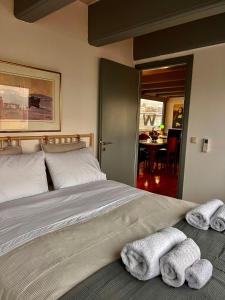 Penthouse W in Marousi Athens near Hospitals, by PromosHomes