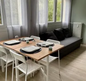 F2 Au cœur des volcans d’Auvergne - 罗亚