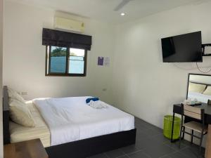 Lotus Bleu Resort & Restaurant