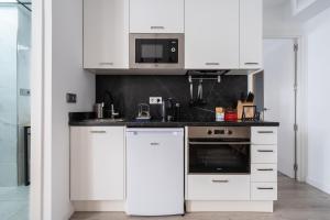 Apartamento Manola con terraza junto al Corte Inglés