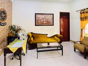 Lega Guest House Syariah near UISU Medan RedPartner