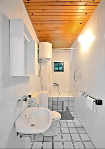 Apartment Božiković - Jelsa - Vitarnja