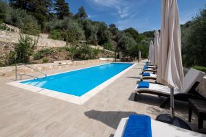 Serenity River Villa