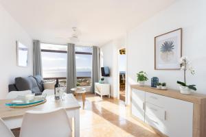 Playa La Arena with pool and privat parking