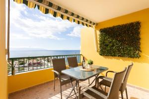 Playa La Arena with pool and privat parking