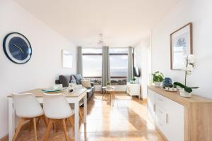 Playa La Arena with pool and privat parking