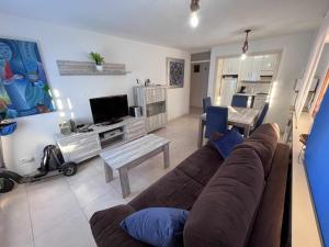Apartamento con terraza en San Juan Playa