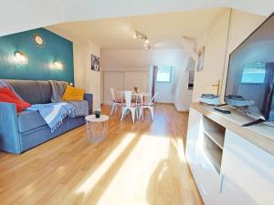 LEsquiros, studio, centre Luchon, casier à skis, wifi, ascenseur, 3 personnes