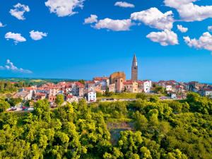 Holiday Home Nena by Interhome