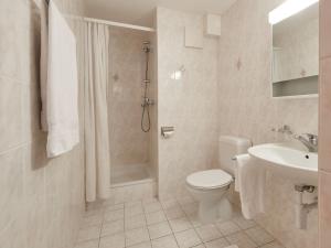 Apartment Sérandes-4 by Interhome