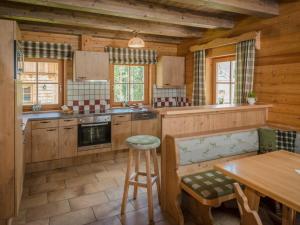 Holiday Home Holzknecht by Interhome
