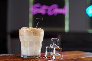 Front One Boutique Hotel Taman Anggrek