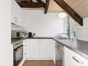 Holiday Home Emanuela - 800m from the sea by Interhome