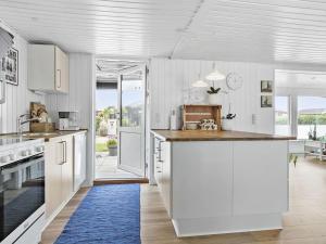 Holiday Home Elisabeta - 60m from the sea by Interhome